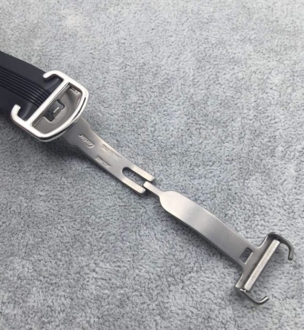 How to buy a Roadster replica watch in Liberia?